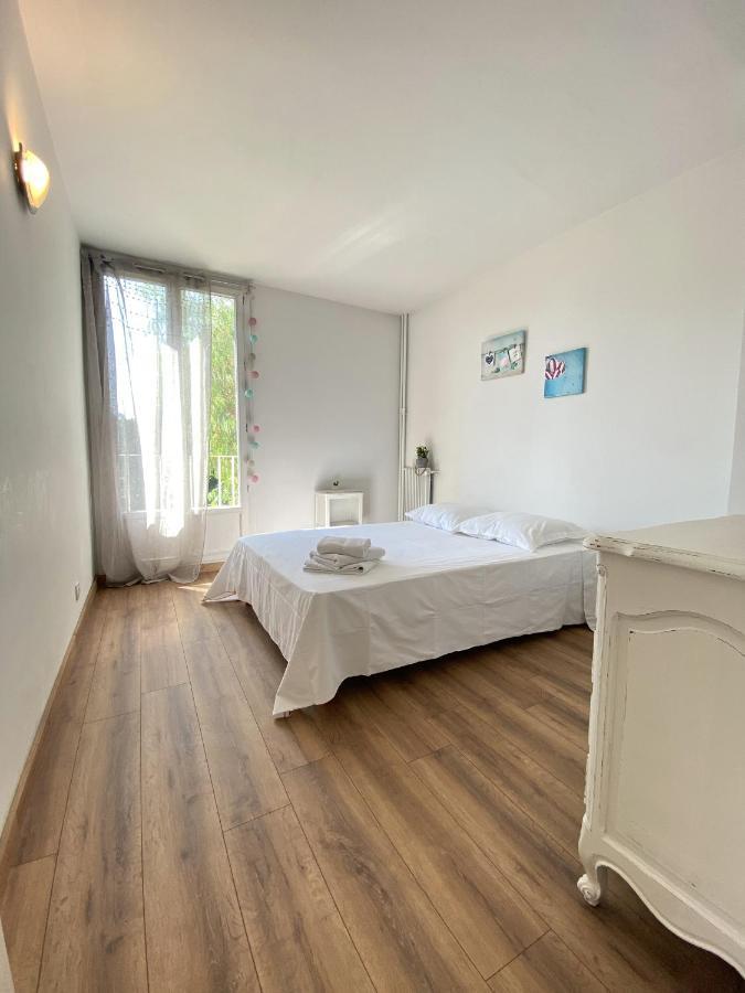 T3 Appartement Dans Residence - Parking - Balcon - Wifi - Clim Ла Валет-дю-Вар Екстериор снимка